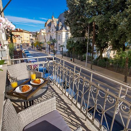 Villa Sokol Apartments Opatija Center Ruang foto