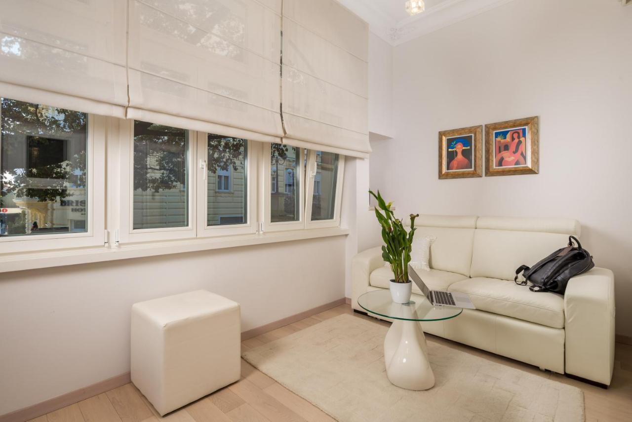 Villa Sokol Apartments Opatija Center Bagian luar foto
