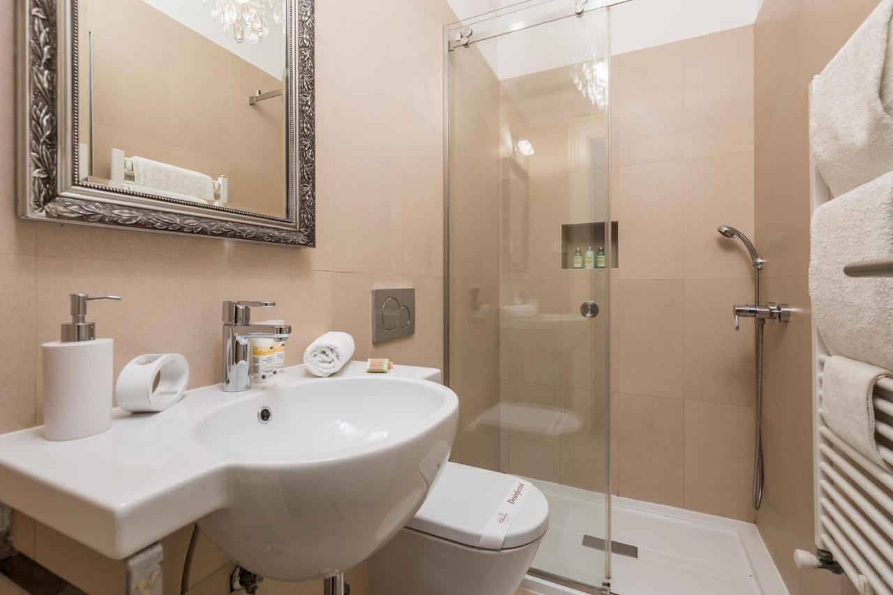 Villa Sokol Apartments Opatija Center Bagian luar foto