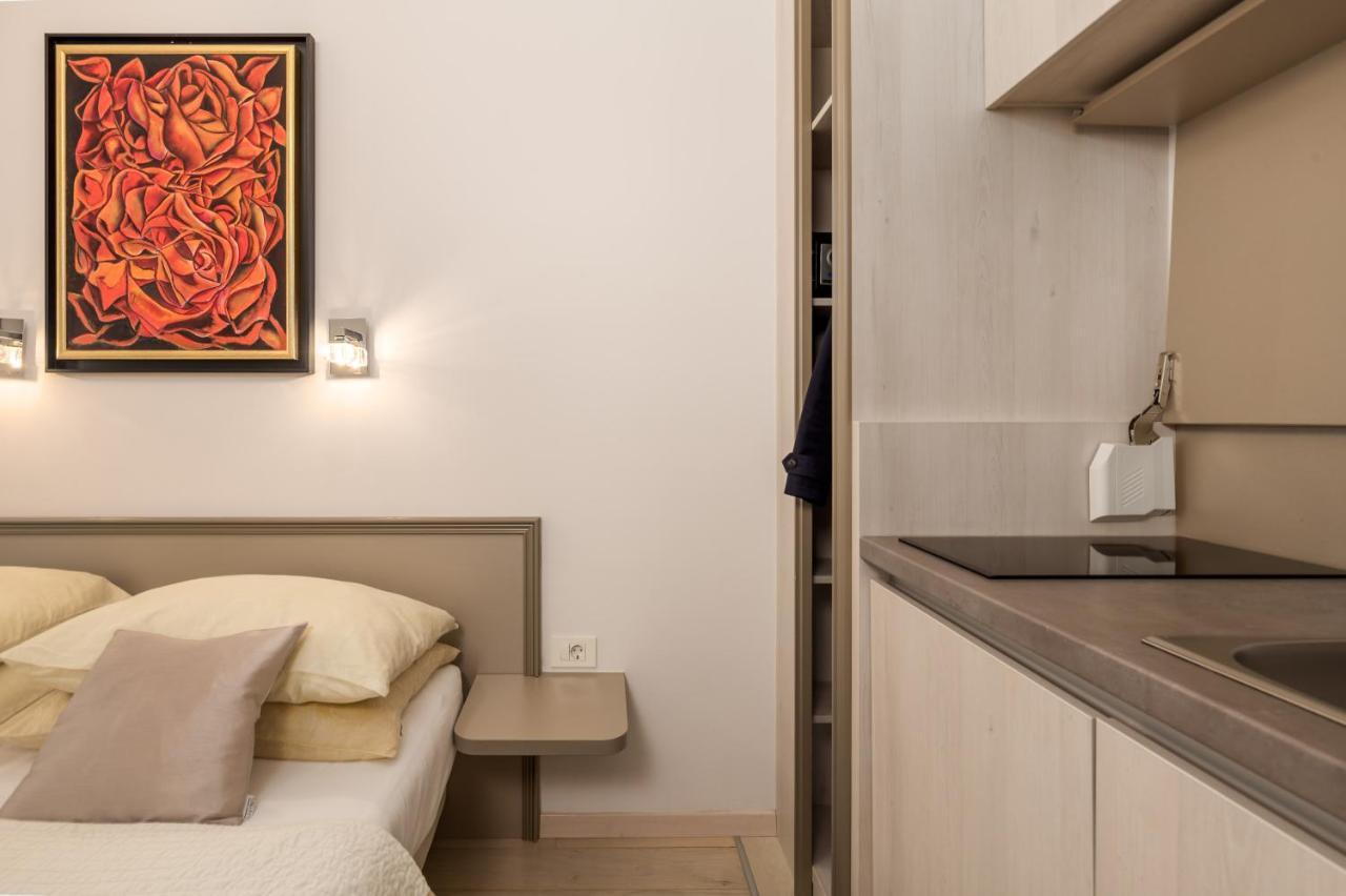 Villa Sokol Apartments Opatija Center Bagian luar foto