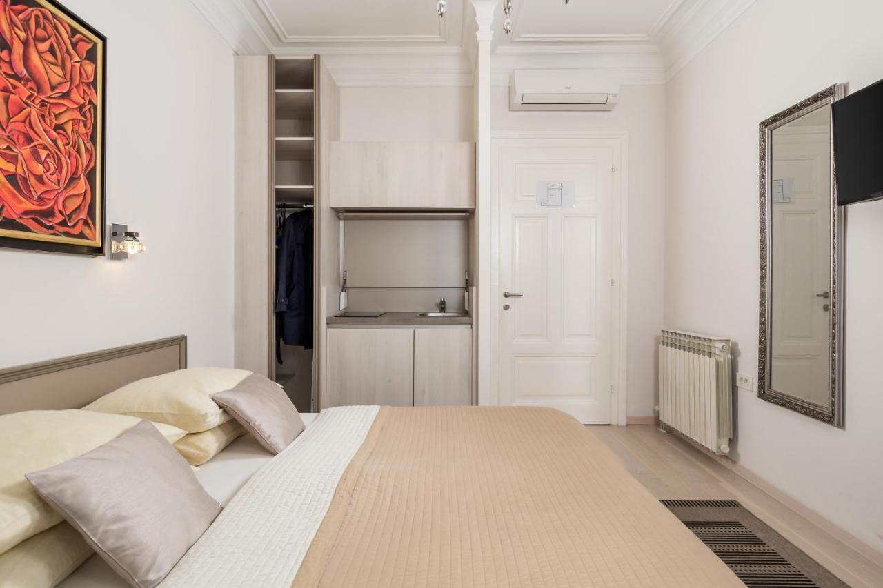Villa Sokol Apartments Opatija Center Bagian luar foto