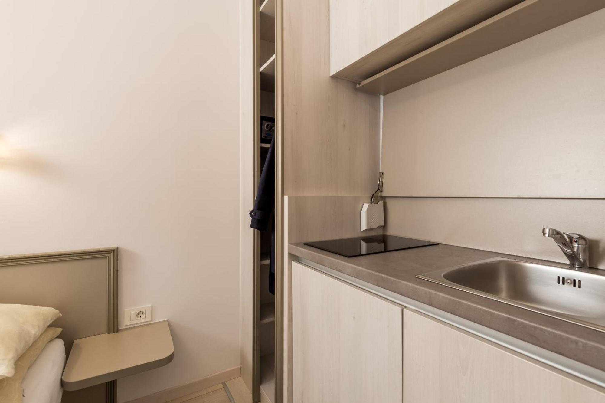Villa Sokol Apartments Opatija Center Ruang foto